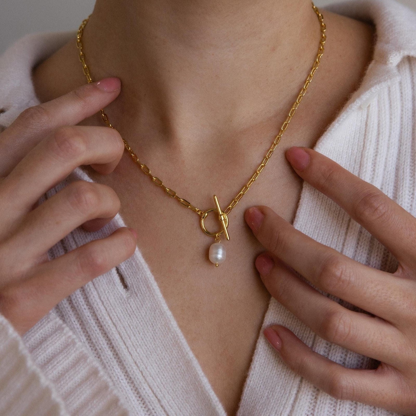 Lumière Pearl Collar necklace