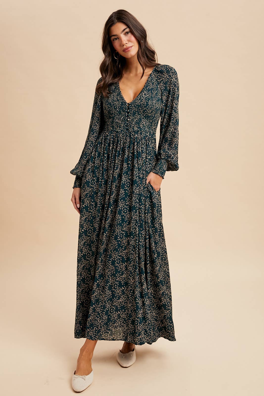 SMOCKED FLORAL MAXI DRESS