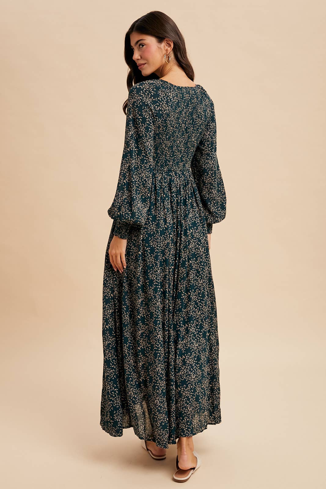 SMOCKED FLORAL MAXI DRESS